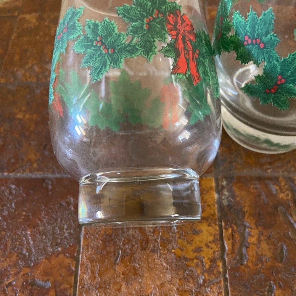 Christmas Glassware - Picture 3 of 11